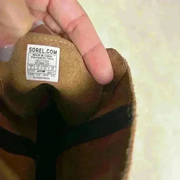 Sorel booties women’s size 5 with glitter detail - Picture 4 of 5